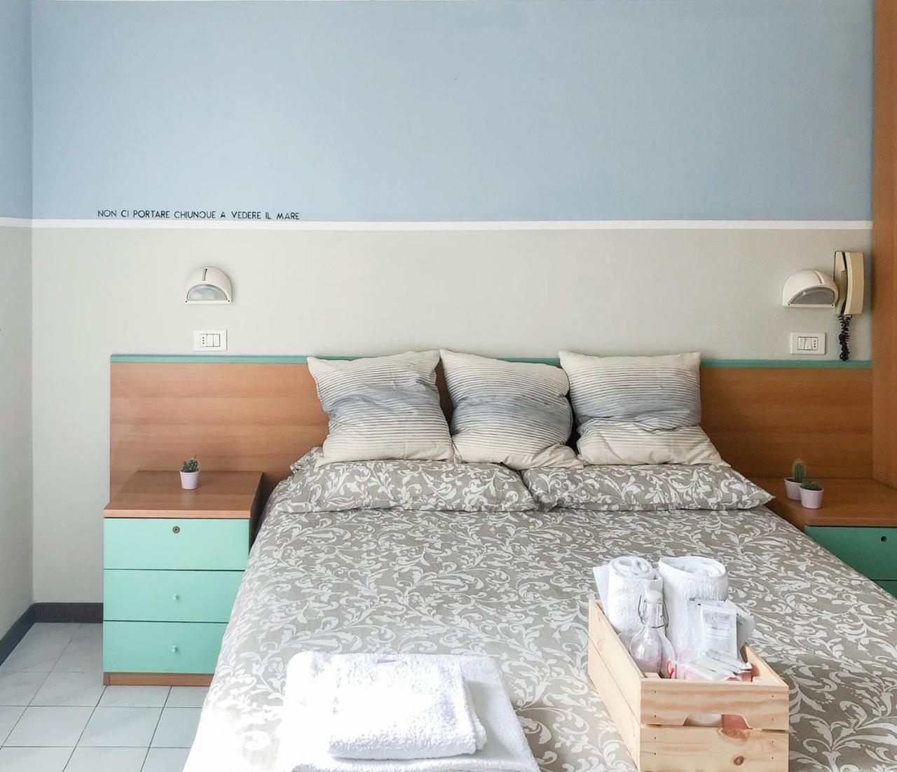 Alba B&B กัตตอลิกา ภายนอก รูปภาพ