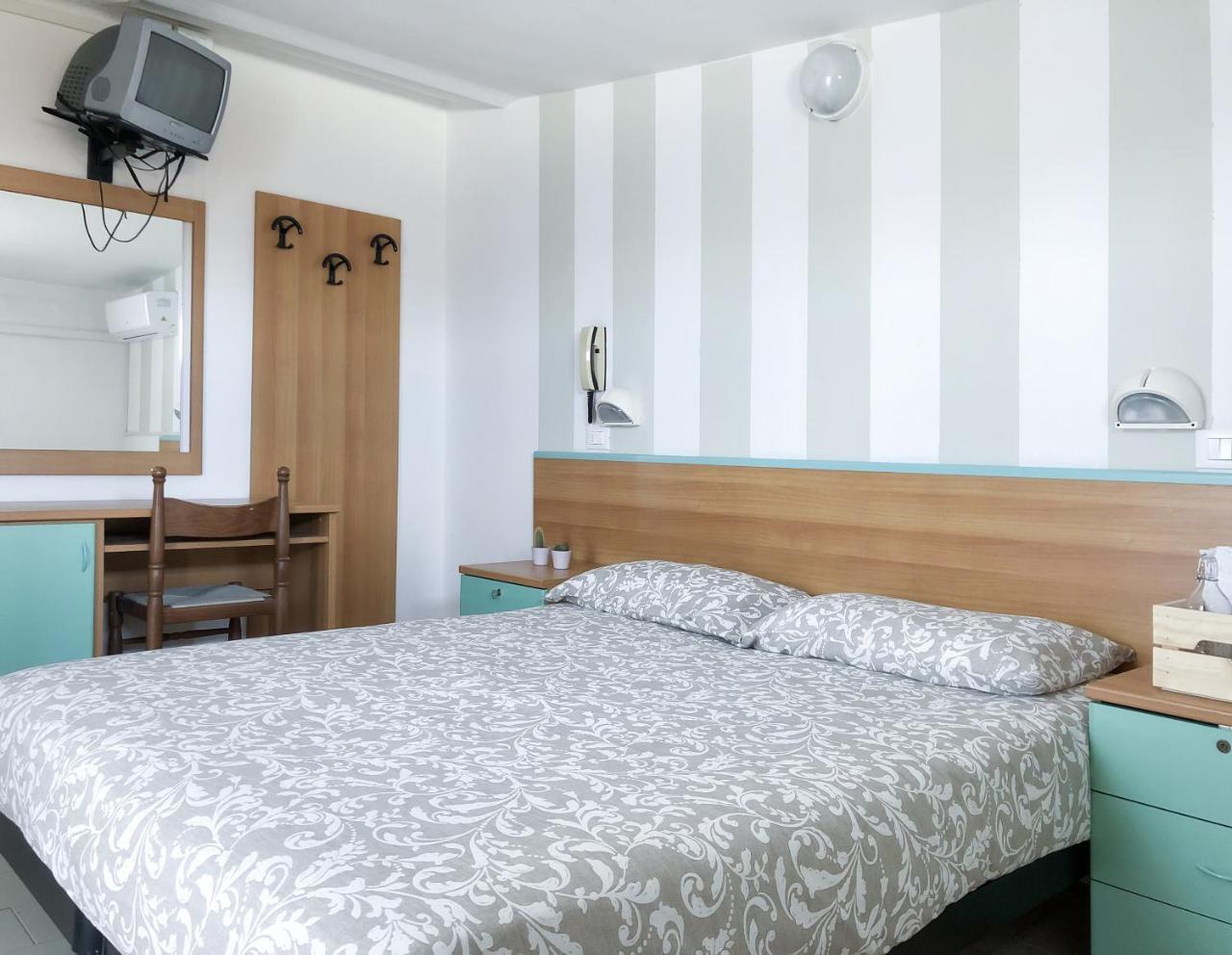 Alba B&B กัตตอลิกา ภายนอก รูปภาพ